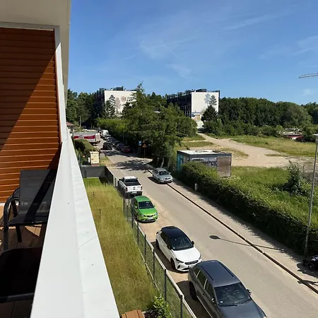 Aparts Care Ku Morzu 49 Wschodni Z Porannym Sloncem Parking *